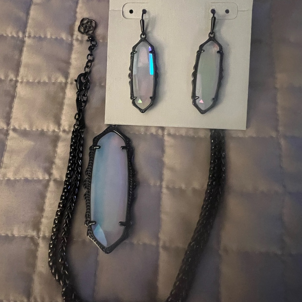 Kendra Scott opalite/gunmetal Fran earrings w/matching necklace, gorgeous set